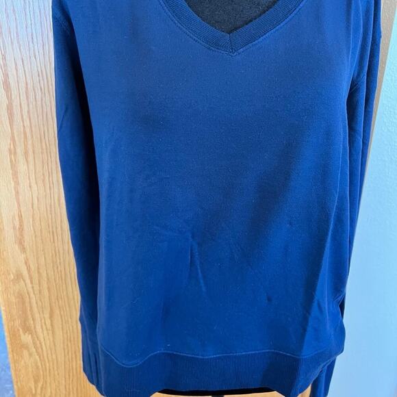 ATHLETA women's top, blue, long sleeve, V-neck, women's size M - Picture 1 of 7